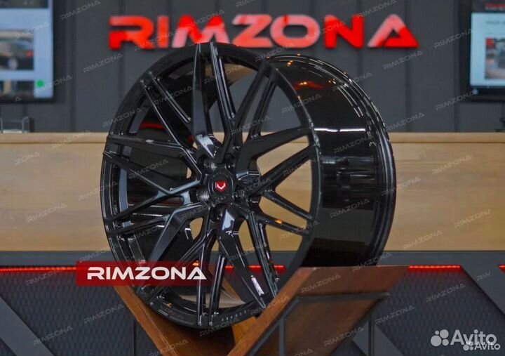 Кованые диски R22 на Genesis G70