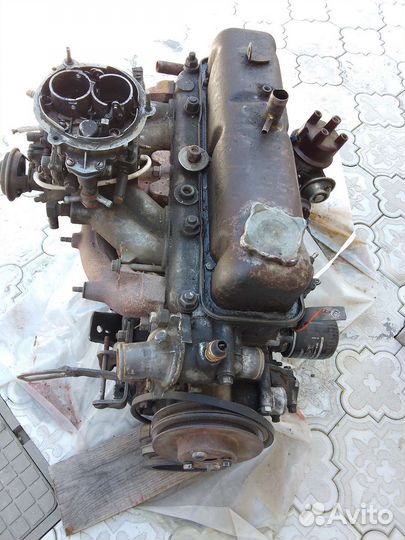 Двигатель 402 с коробкой