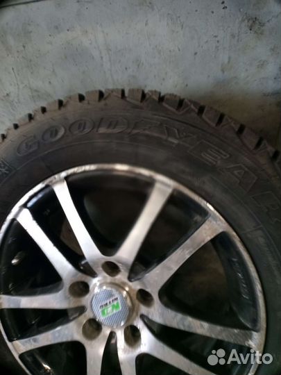 Goodyear Ultragrip 600 195/65 R15