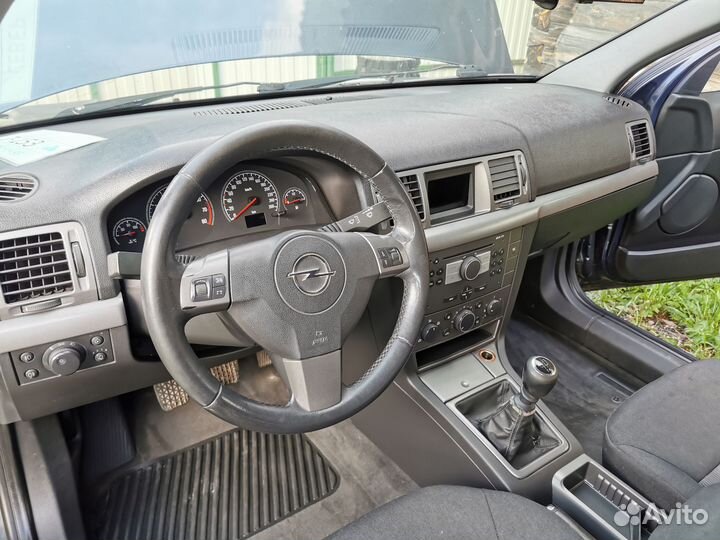 Opel Vectra 1.8 МТ, 2006, 196 000 км