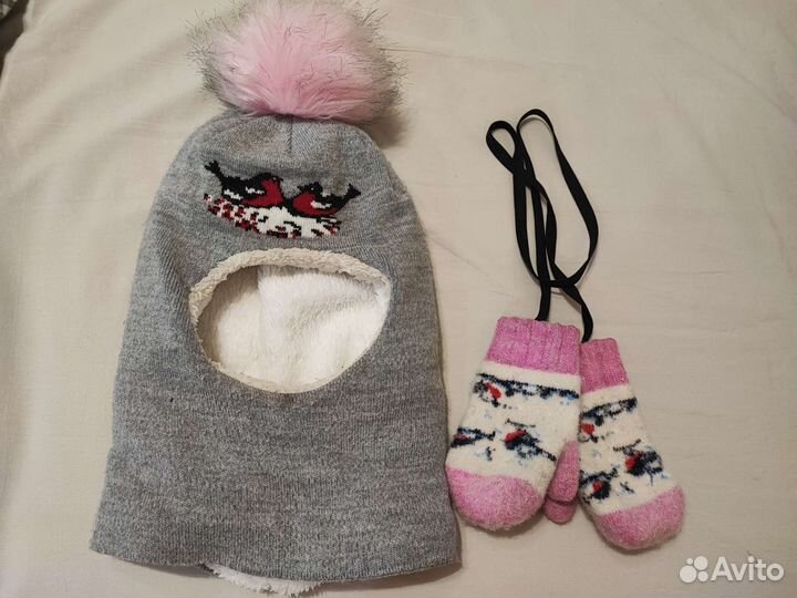 Шапка шлем зимняя и варежки из валяной шерсти