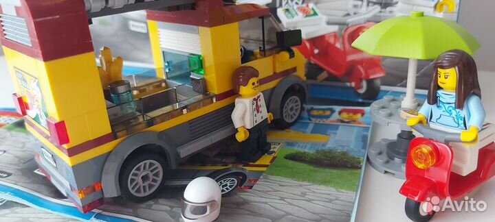 Конструктор Lego City 60150 Фургон-пиццерия