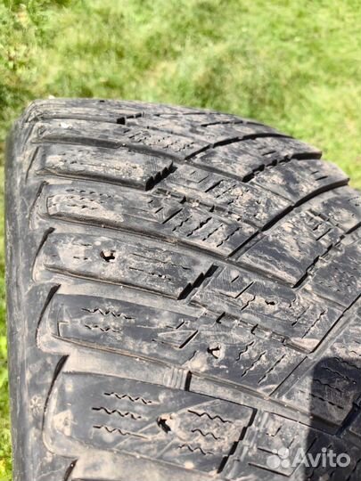 Goodyear Ultra Grip Ice Arctic 2 245/45 R18