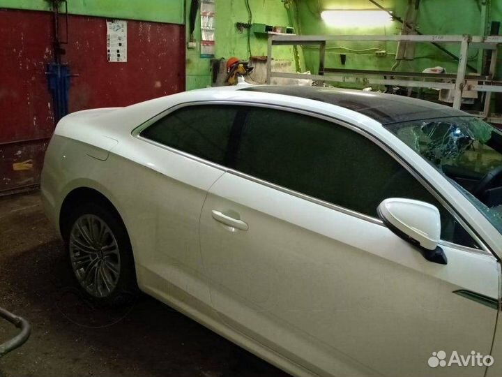 Петля крышки багажника левая Audi A5 F53 cyrc 2017