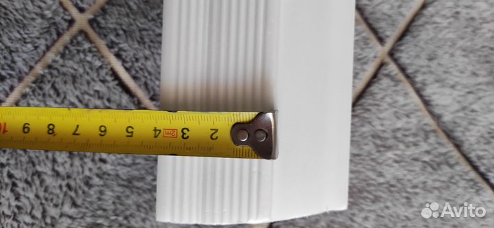 Потолочный плинтус