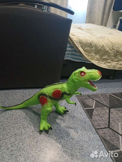 Динозавры резиновые