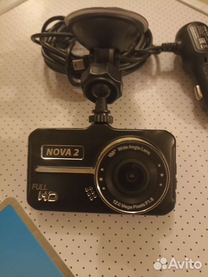 Компактный фотоаппарат canon