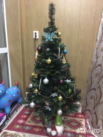 Елка искусственная