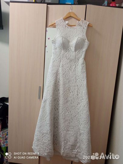 Свадебное платье