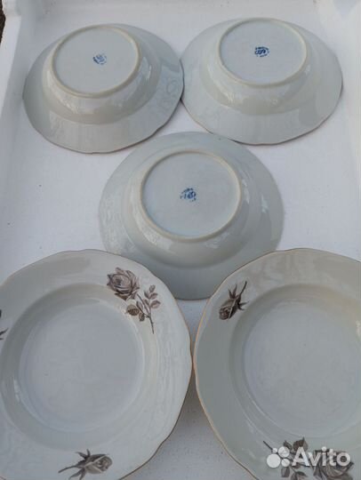 Винтажные глубокие тарелки (Болгария)