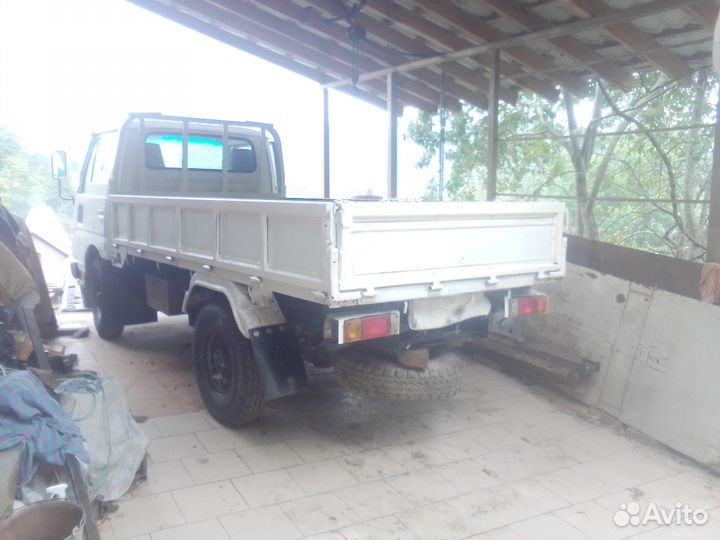 Nissan Atlas бортовой, 1989