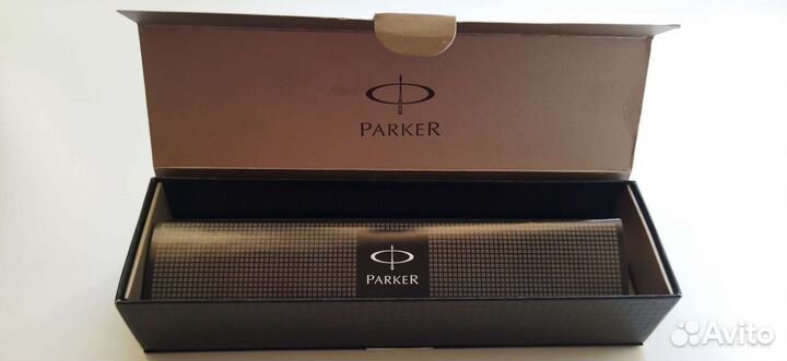 Шариковая ручка parker