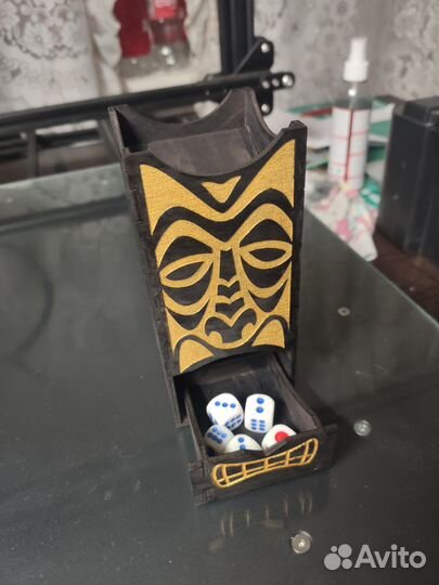 Башня для кубиков (Dice Tower)