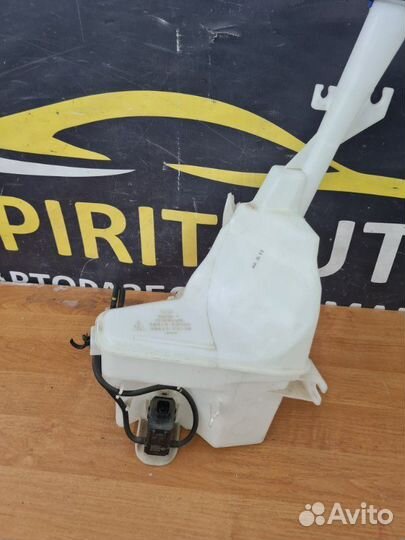 Бачок омывателя передний Kia Soul 3 G4NH 2018-2023