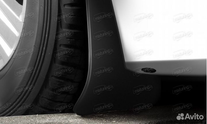 Брызговики передние Peugeot Traveller 2018-нв