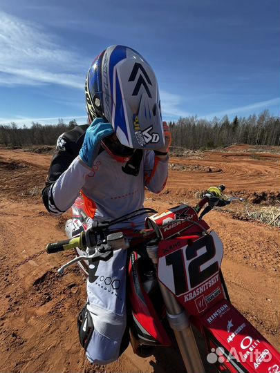 Тренер по мотокроссу