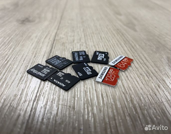 Флешка MicroSD