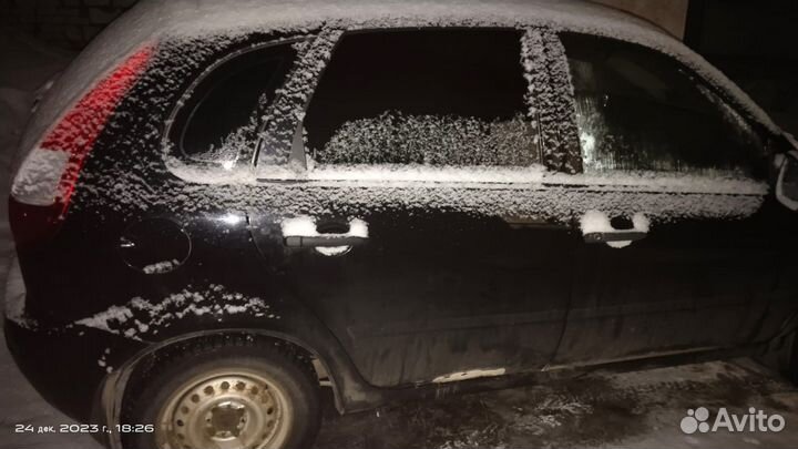 LADA Kalina 1.6 МТ, 2012, битый, 130 000 км