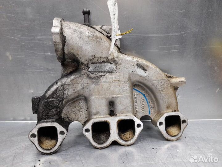 Коллектор впускной Volkswagen Golf 4 1997-2005