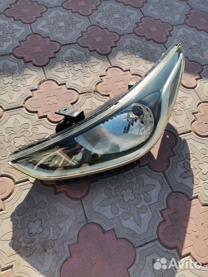 Фара передняя левая на hyundai solaris 2
