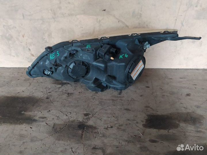 Фара передняя правая Honda Cr-V RE3 K24A 2011