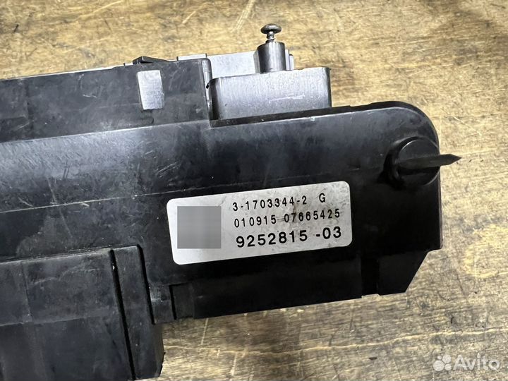 Блок предохранителей BMW F01 F02 F06 F07 F10 F12