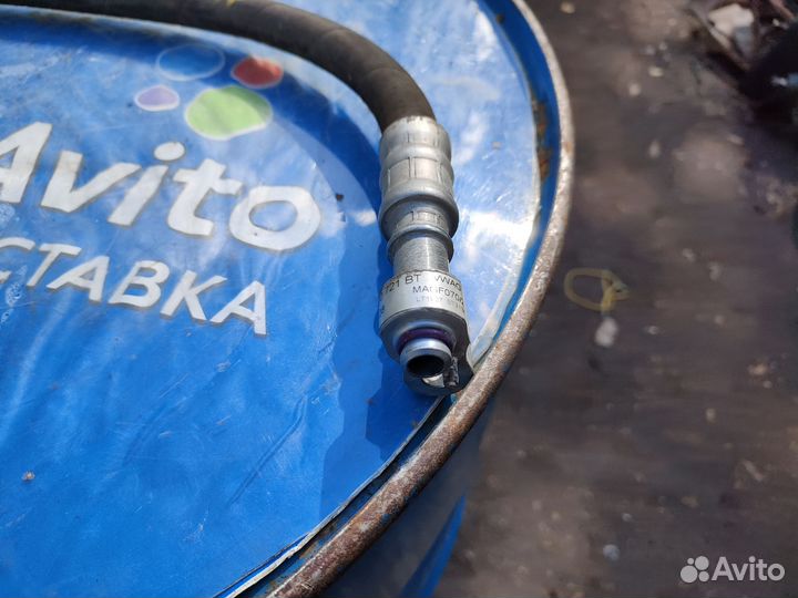 Трубка кондиционера Шкода Октавия тур