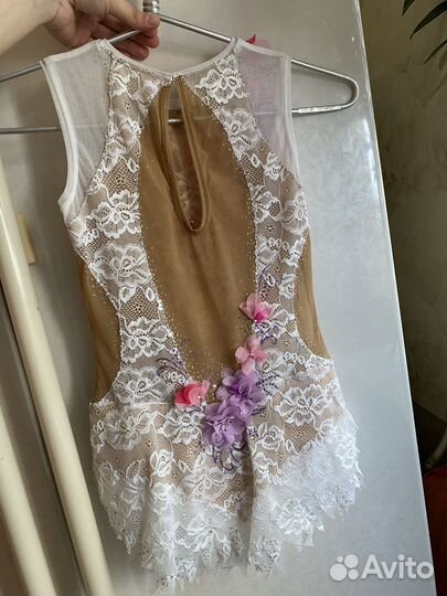 Купальрик для художественной гимнастики