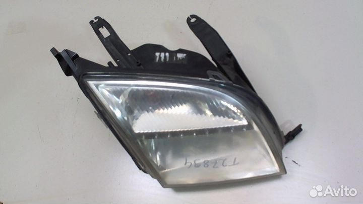 Фара (передняя) Ford Fusion, 2002