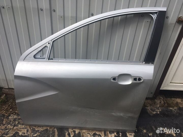 Дверь передняя левая LADA vesta