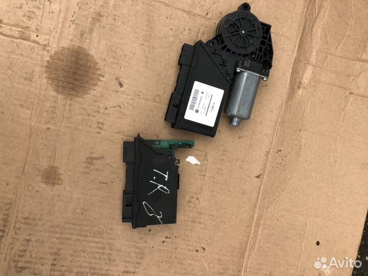 Моторчики на стеклоподъемники Фольксваген пассат б