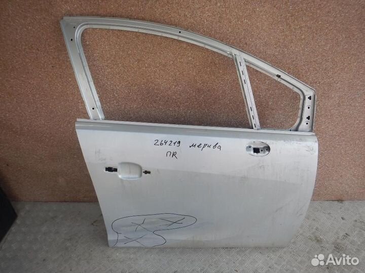 Дверь передняя правая Opel Meriva B