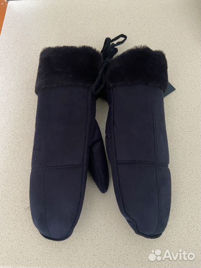 Варежки женские