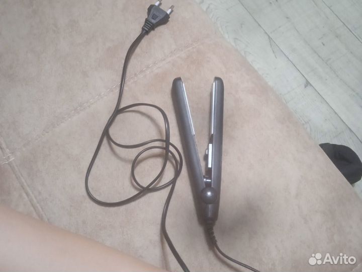 Выпрямитель для волос