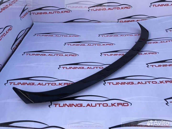 Спойлер на багажник Toyota Camry 70