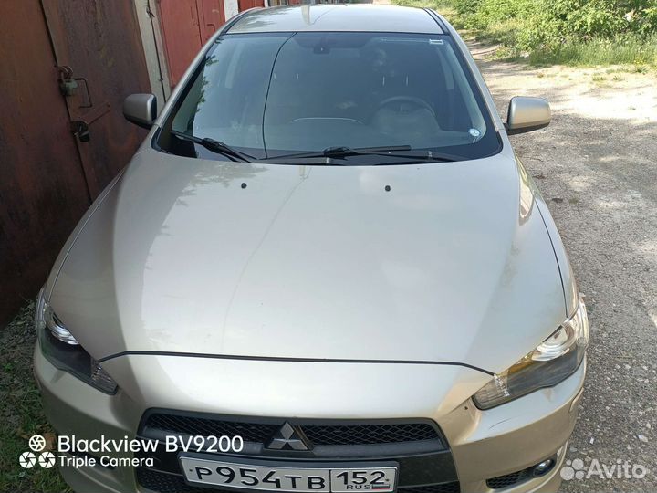 Капот lancer 10 s18