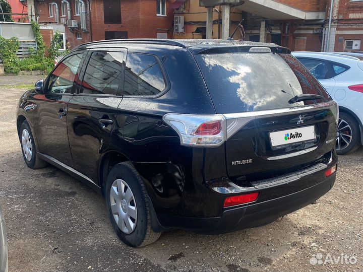 Mitsubishi Outlander 2.0 CVT, 2012, 198 000 км