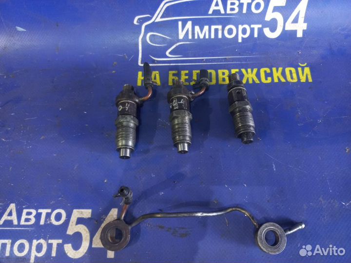 Форсунка топливная toyota camry CV40 3C