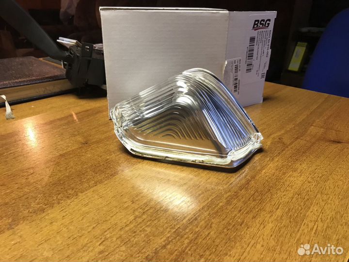 Указатель поворота левый Мерседес A0018228920