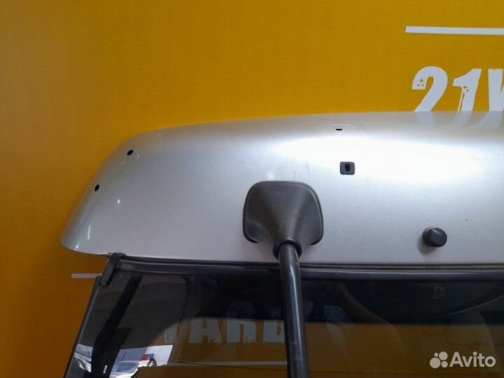 Дверь багажника Toyota Lite Ace/ Noah/Town Ace/ Noah