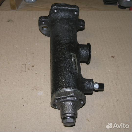 Цилиндр тормозной главный в сборе урал (урал аз)