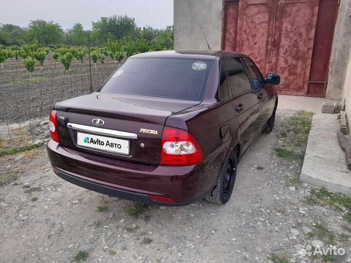 LADA Priora 1.6 МТ, 2012, битый, 400 000 км