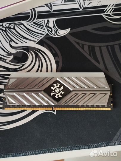 Оперативная память ddr4 8gb 3200 xpg