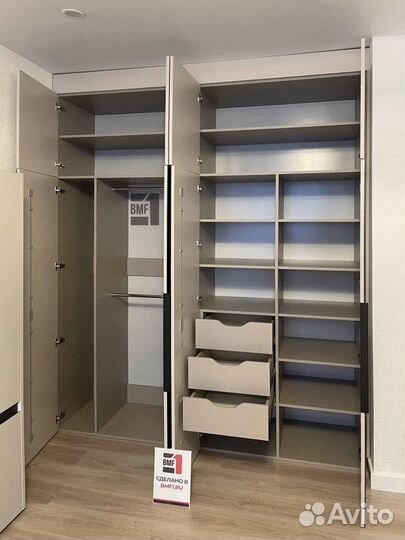 Шкаф распашной новый