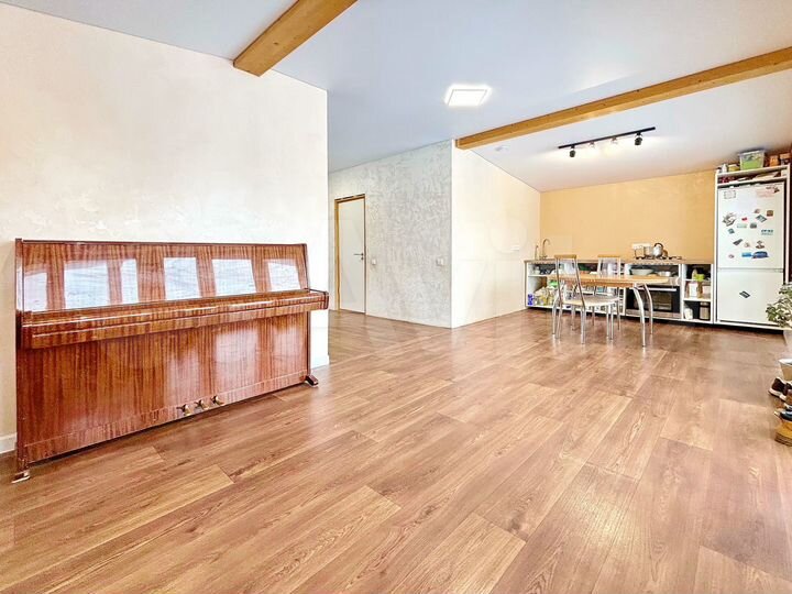 Дом 138 м² на участке 5 сот.