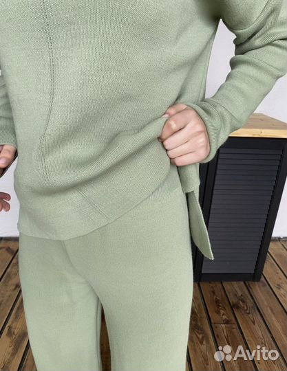 Костюм женский трикотаж