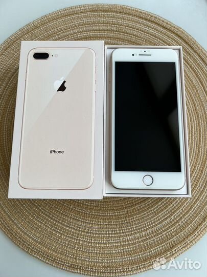 iPhone 8 Plus, 64 ГБ