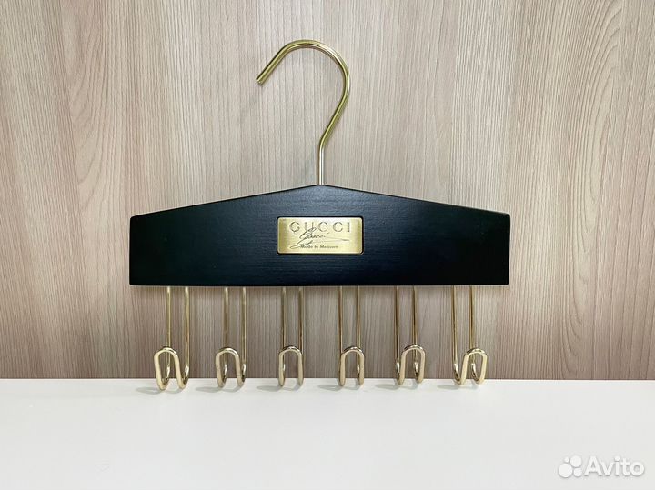 Вешалка gucci для ремней гучи