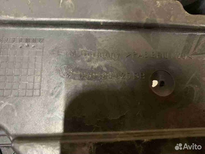 Декоративная крышка двигателя Volkswagen jetta 5