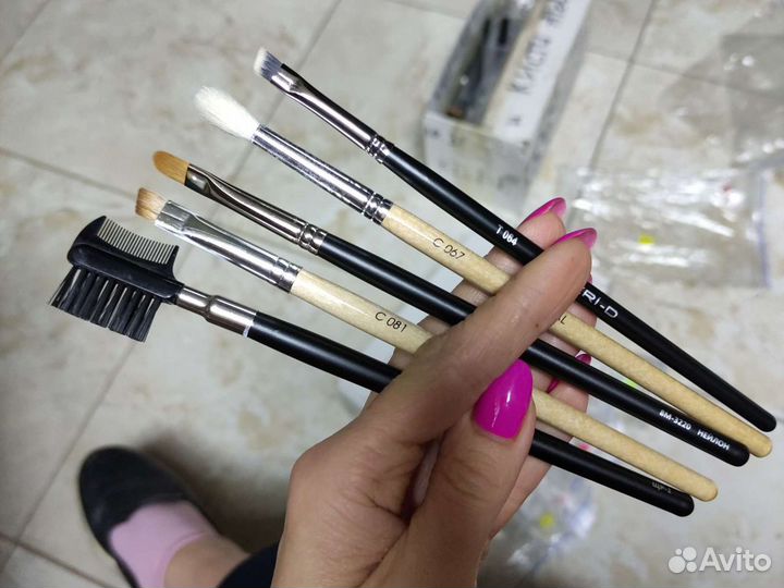 Кисти Валери-Д Valeri-D; Crystal (кристал)